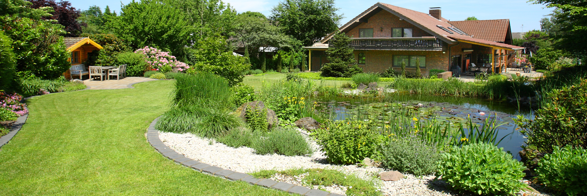 Natur-Pool, Schwimmteich und Naturbadeteiche – Ihr persönliches Paradies im eigenen Garten